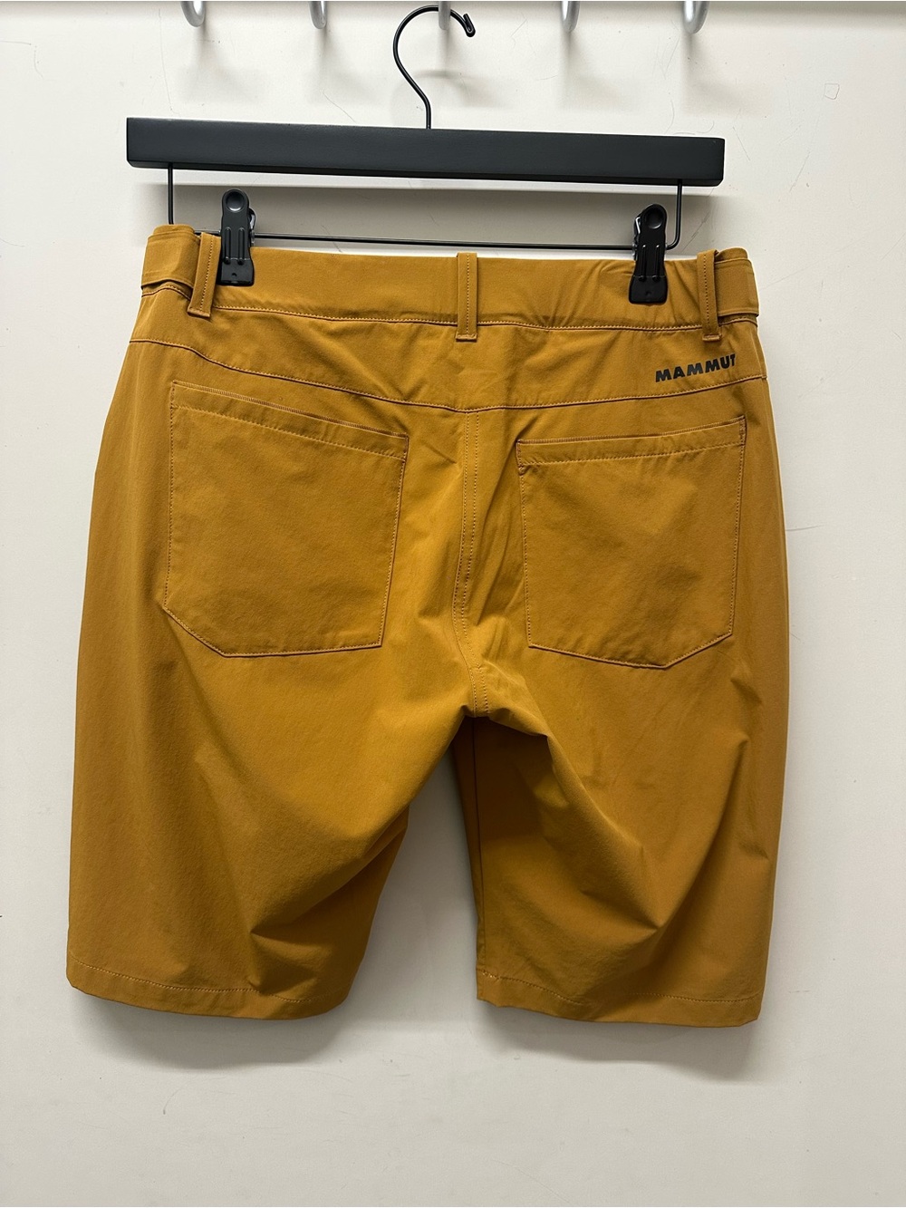 Mammut | Women’s size 8 shorts - Picture 2 of 7